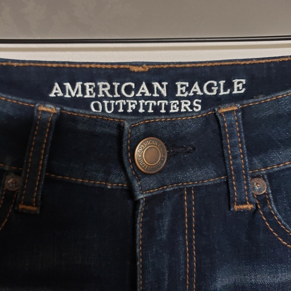 AEO Hi-Rise Shortie Jean Shorts - Picture 3 of 5